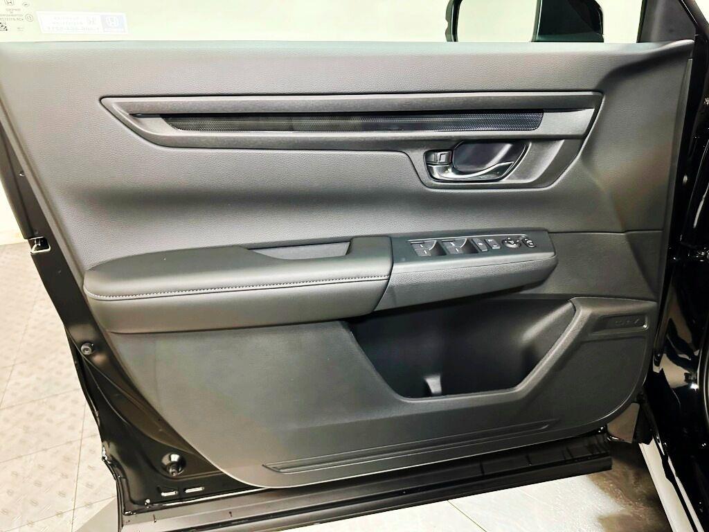 2026 Honda CR-V LX - Crystal Black Pearl exterior view 11