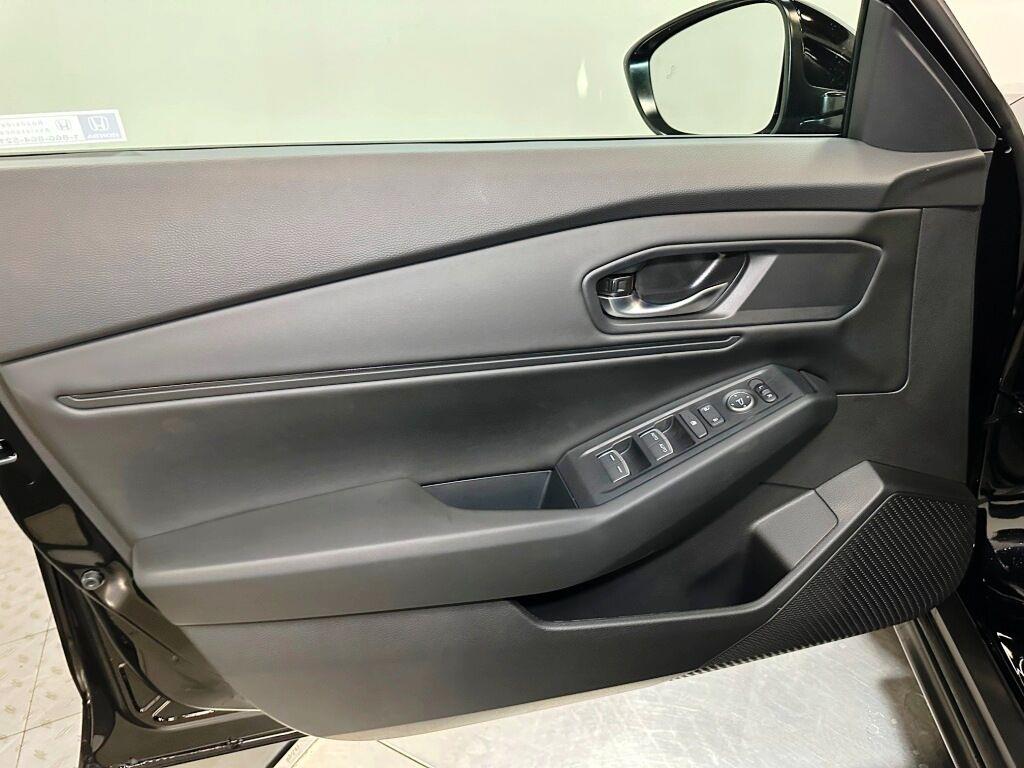 2026 Honda Accord Sedan SE - Crystal Black Pearl exterior view 11