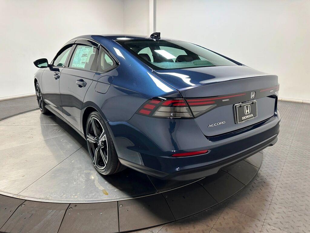 2026 Honda Accord Sedan SE - Canyon River Blue Metallic exterior view 6