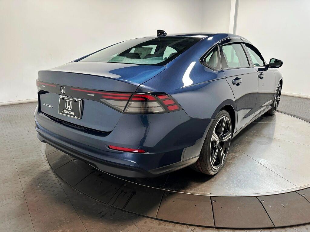 2026 Honda Accord Sedan SE - Canyon River Blue Metallic exterior view 8