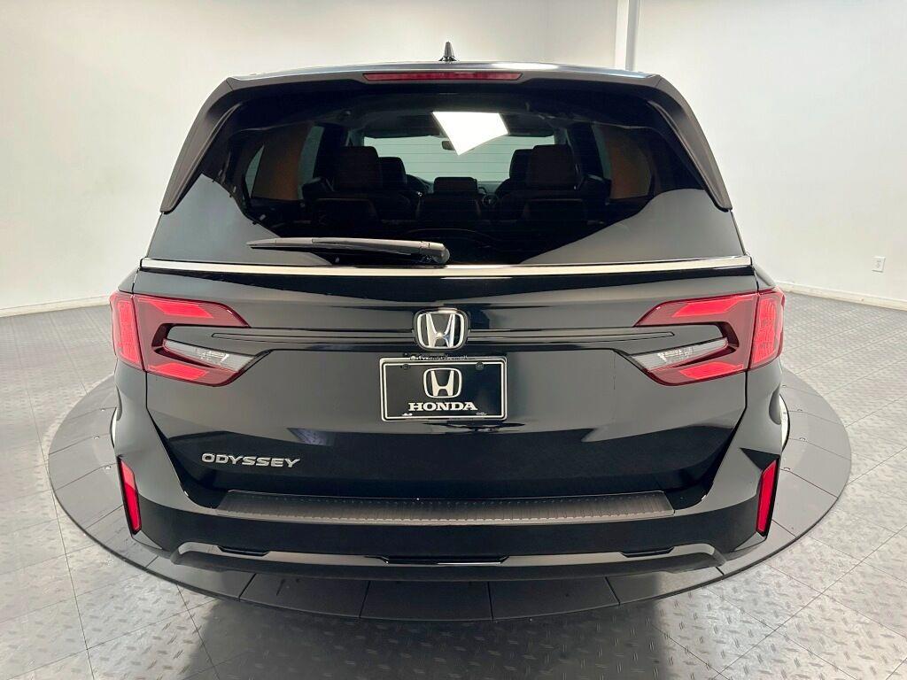 2026 Honda Odyssey EX-L - Crystal Black Pearl exterior view 7