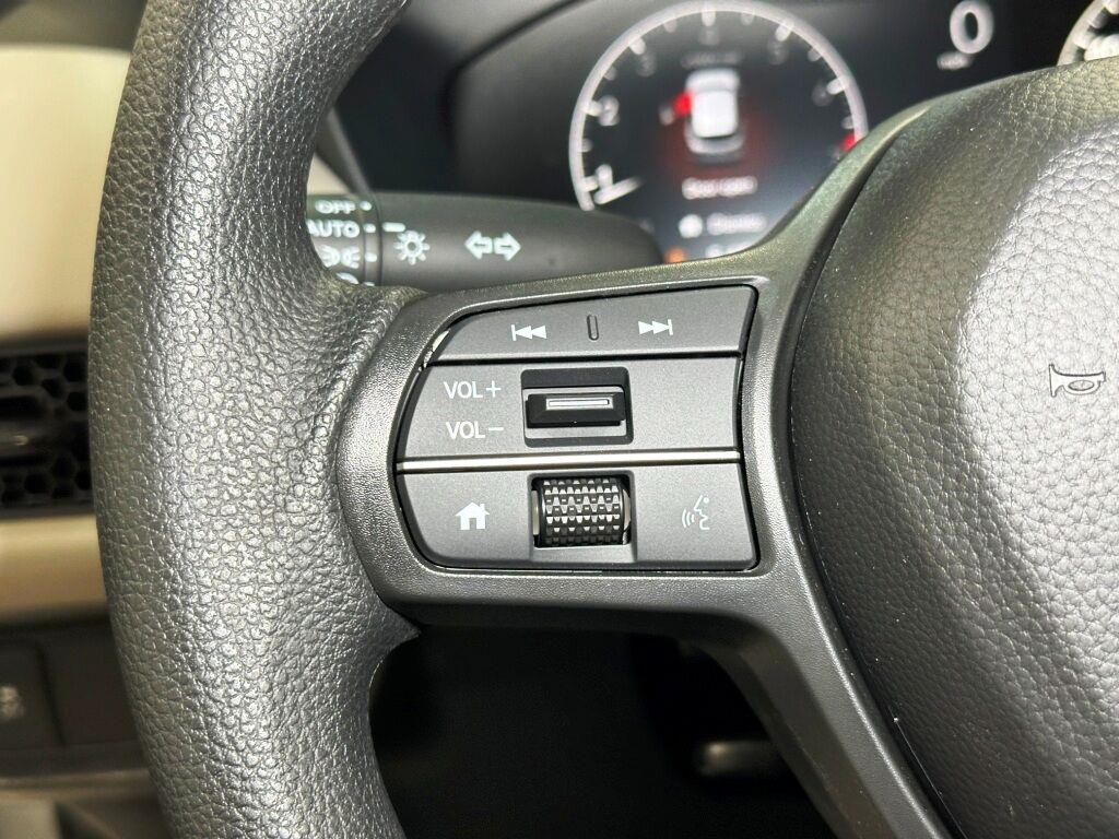 2027 Honda HR-V LX - Solar Silver Metallic exterior view 15