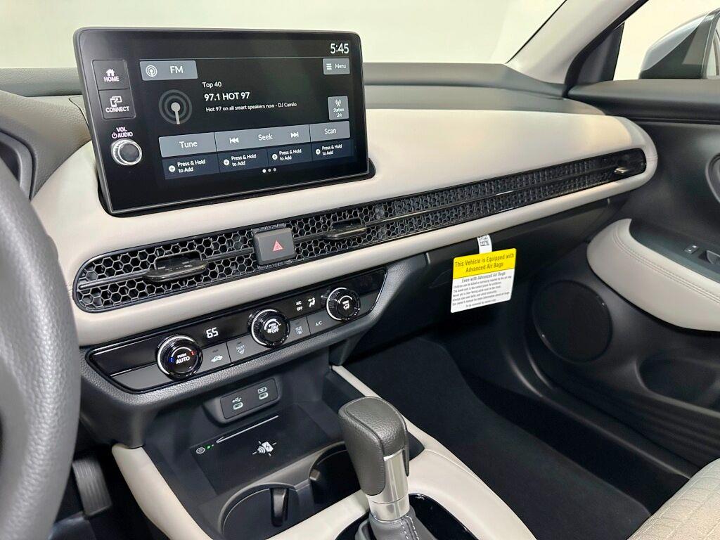 2027 Honda HR-V LX - Solar Silver Metallic exterior view 18