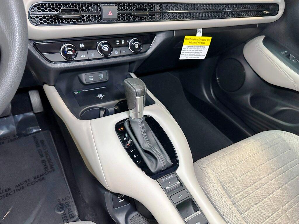 2027 Honda HR-V LX - Solar Silver Metallic exterior view 19