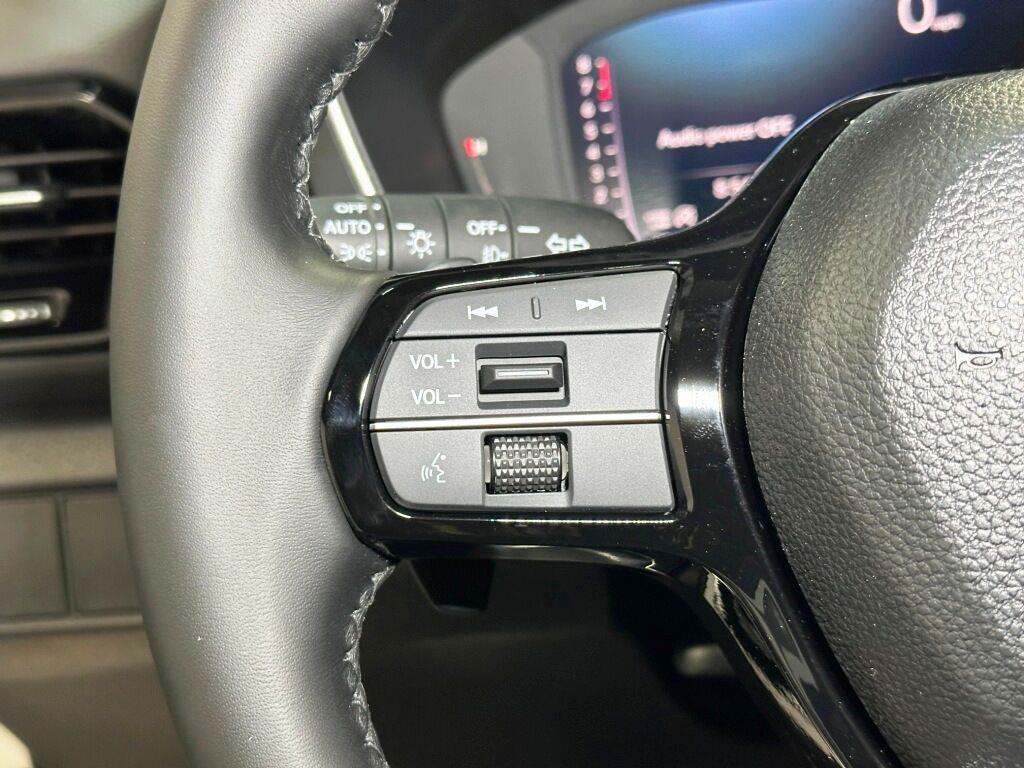 2026 Honda Pilot Touring S - Platinum White Pearl exterior view 16