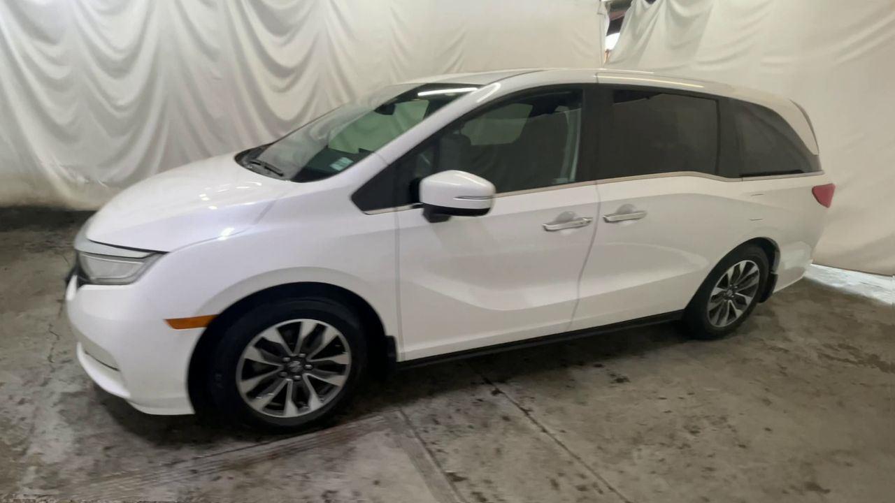 2024 Honda Odyssey EX-L - Platinum White Pearl exterior view 4