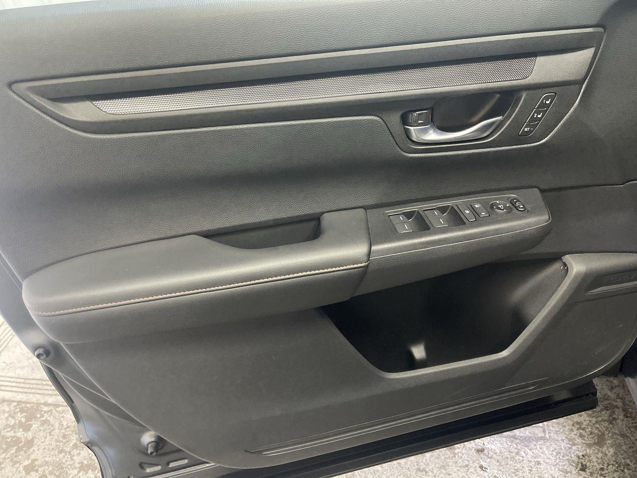 2025 Honda CR-V Hybrid Sport-L - Urban Gray Pearl exterior view 13