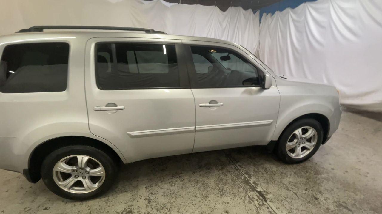 2014 Honda Pilot EX-L - Alabaster Silver Metallic exterior view 9