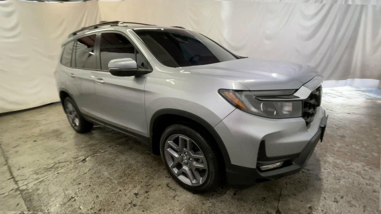 2023 Honda Passport EX-L - Lunar Silver Metallic exterior view 2