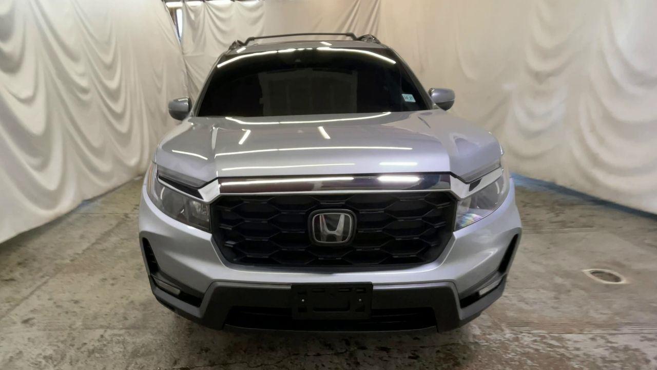 2023 Honda Passport EX-L - Lunar Silver Metallic exterior view 3