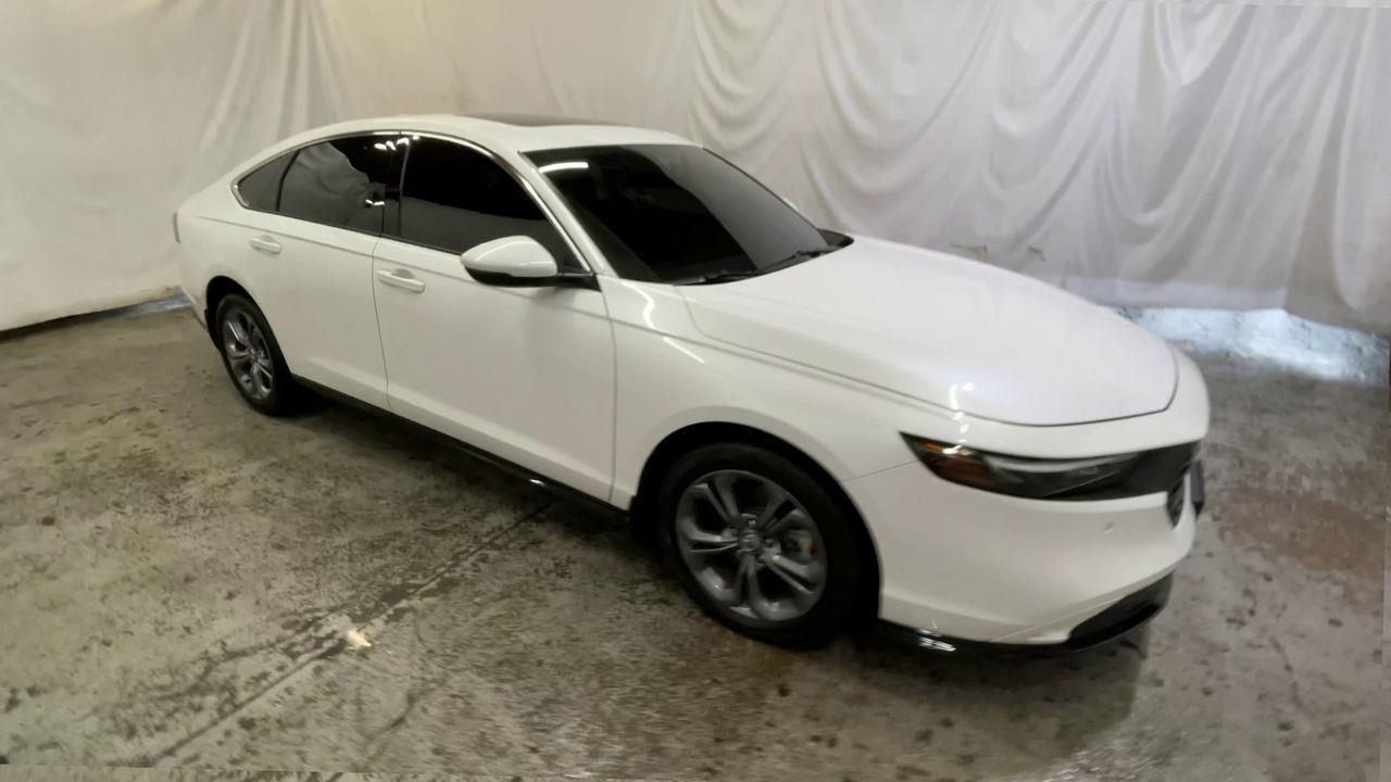 2023 Honda Accord Hybrid EX-L - Platinum White Pearl exterior view 2