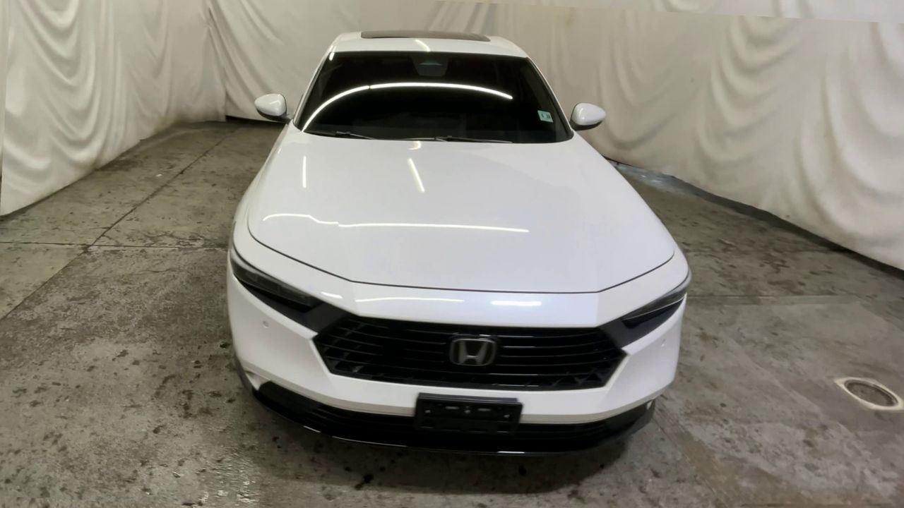 2023 Honda Accord Hybrid EX-L - Platinum White Pearl exterior view 3