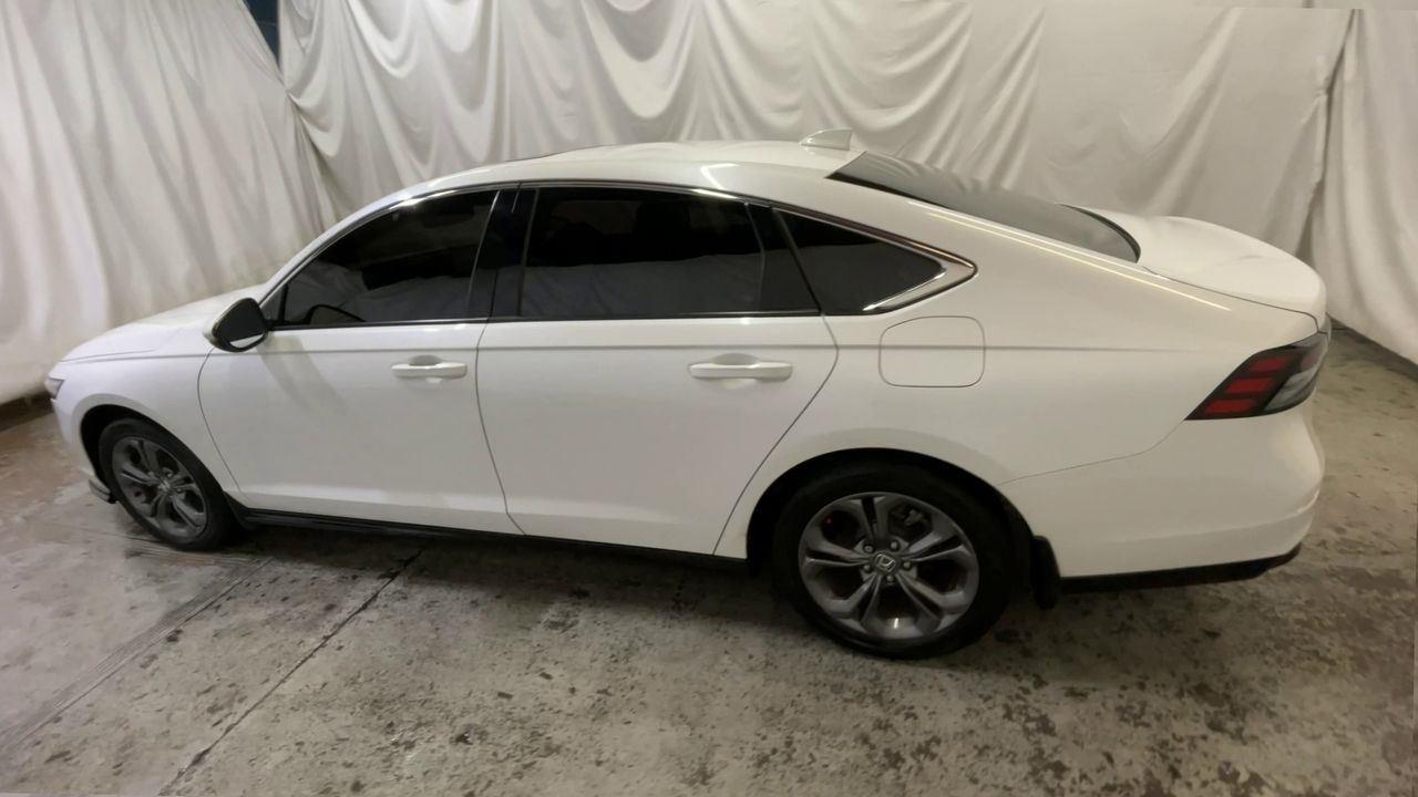 2023 Honda Accord Hybrid EX-L - Platinum White Pearl exterior view 6