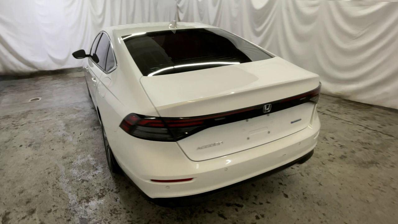 2023 Honda Accord Hybrid EX-L - Platinum White Pearl exterior view 7