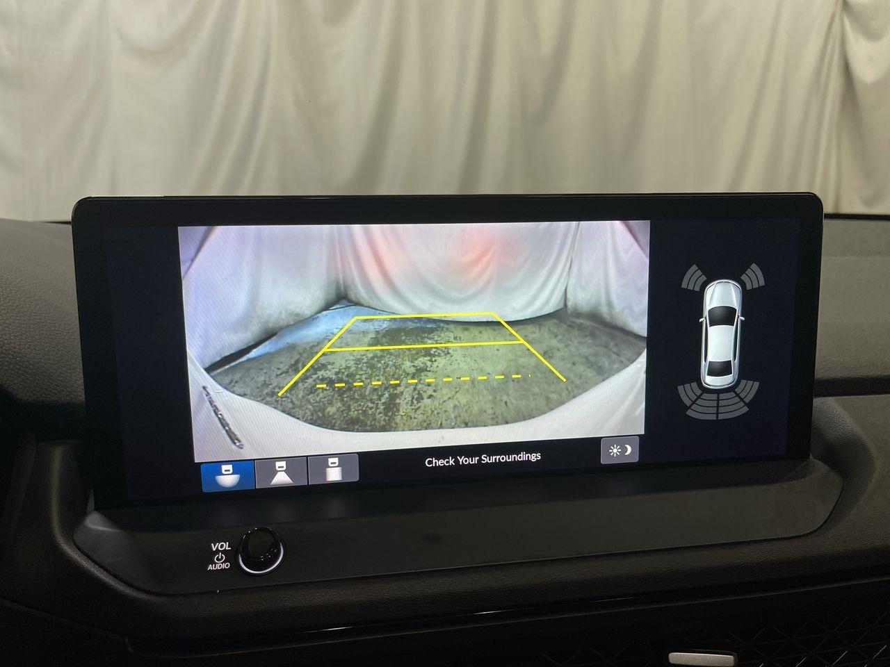 2023 Honda Accord Hybrid EX-L - Platinum White Pearl exterior view 17