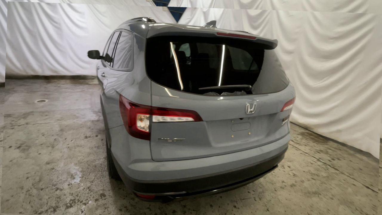 2022 Honda Pilot TrailSport - Sonic Gray Pearl exterior view 7