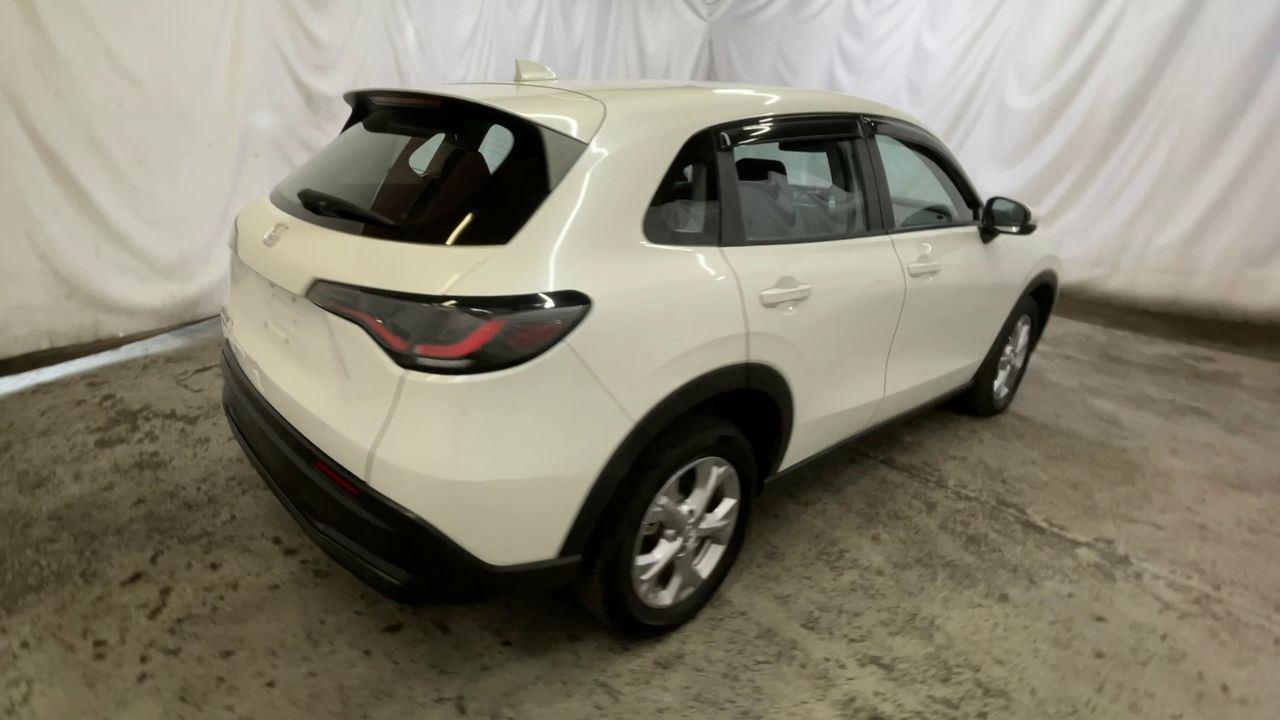 2023 Honda HR-V LX - Platinum White Pearl exterior view 8