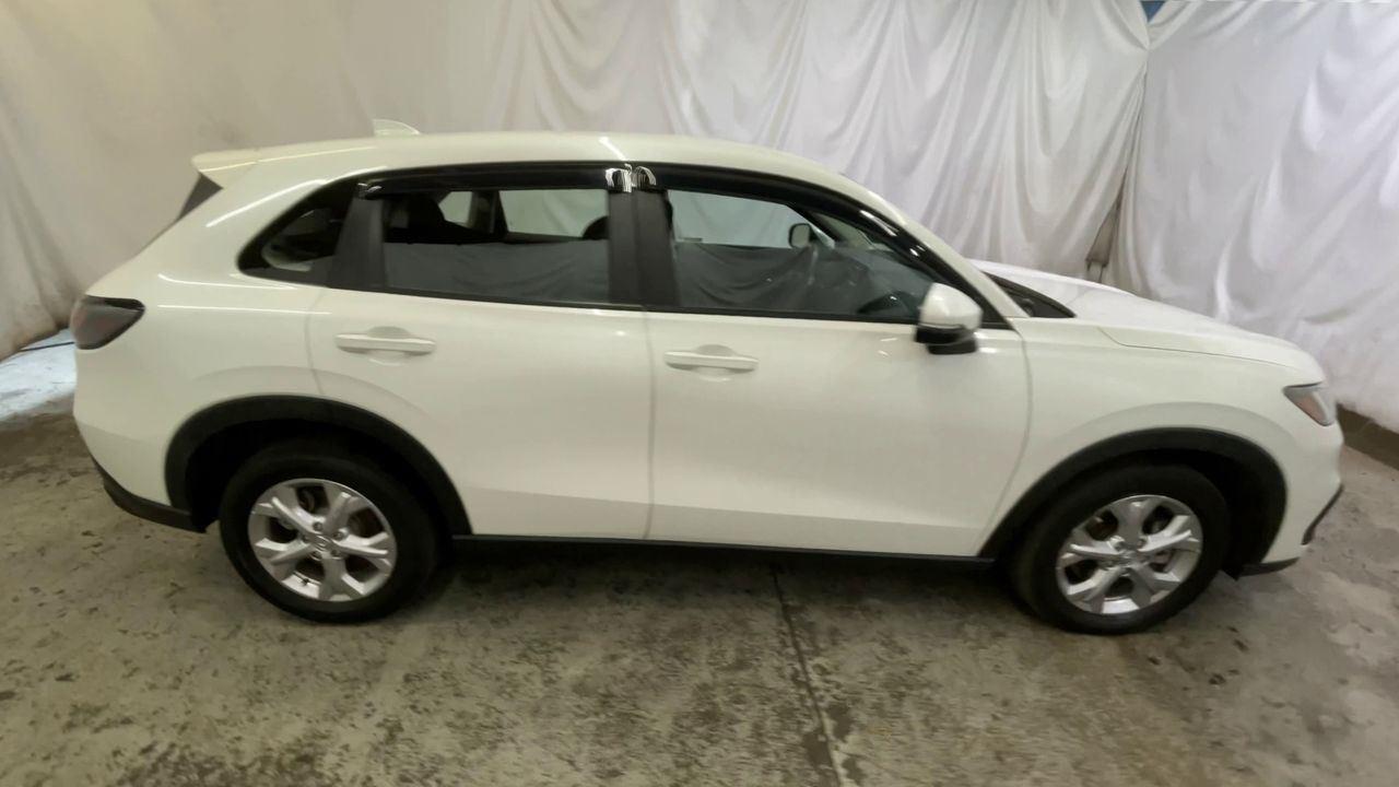 2023 Honda HR-V LX - Platinum White Pearl exterior view 9