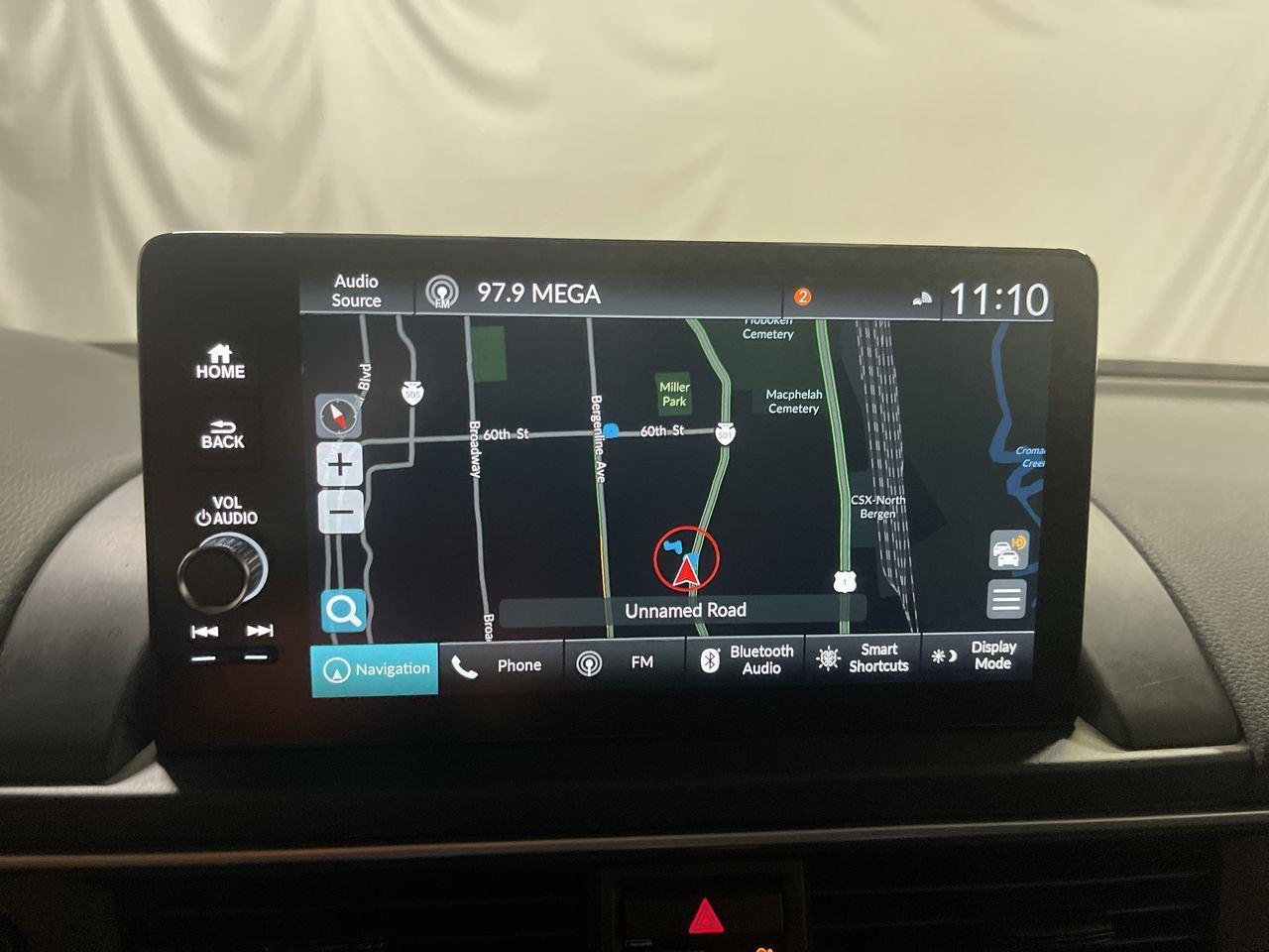 2025 Honda Pilot Touring - Platinum White Pearl exterior view 18