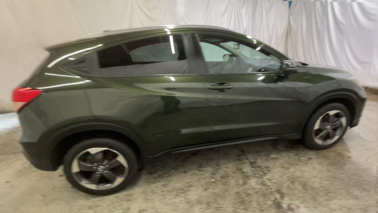 2018 Honda HR-V EX-L Navi - Misty Green Pearl exterior view 9