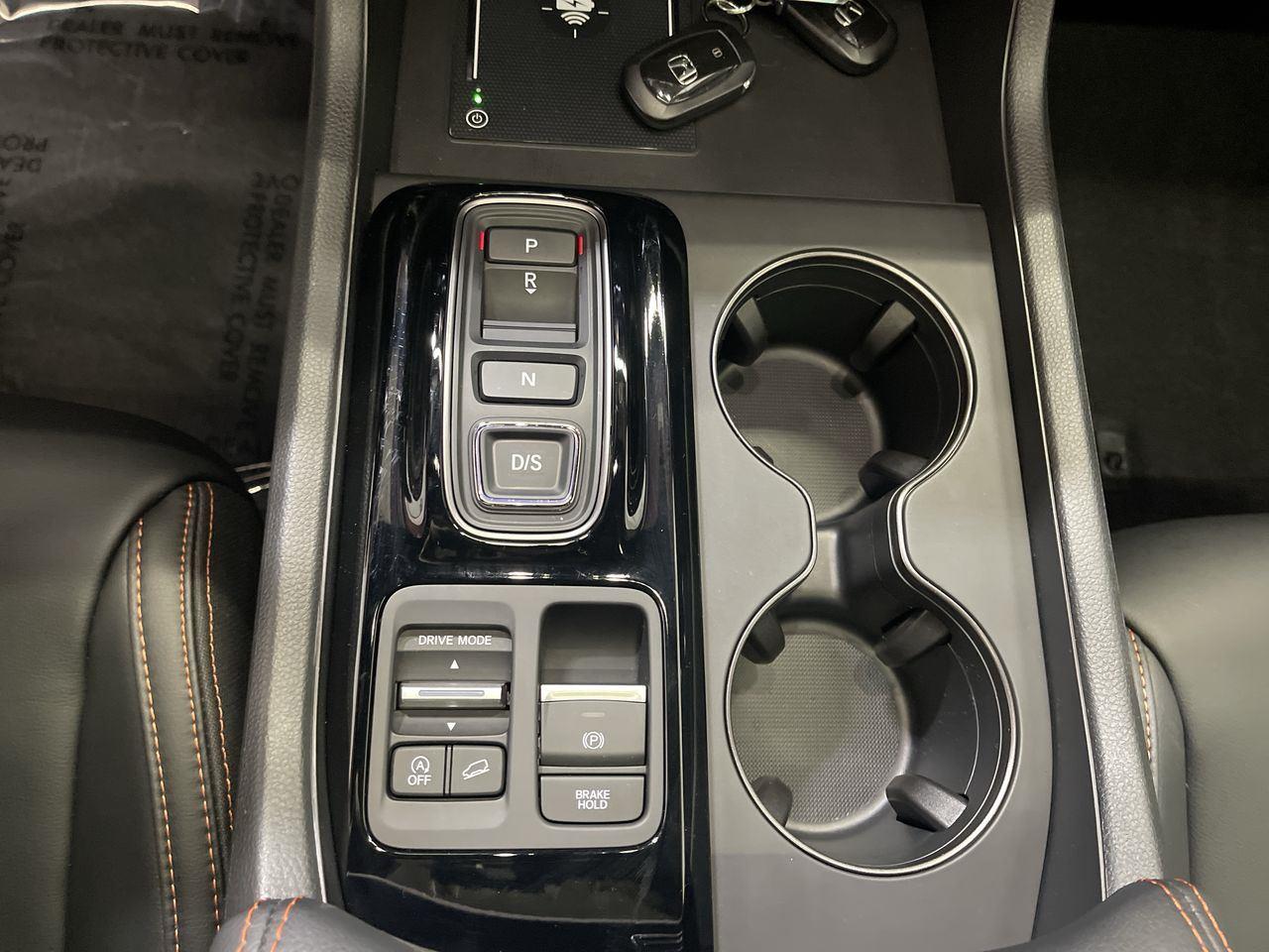 2025 Honda Pilot TrailSport - Lunar Silver Metallic exterior view 19