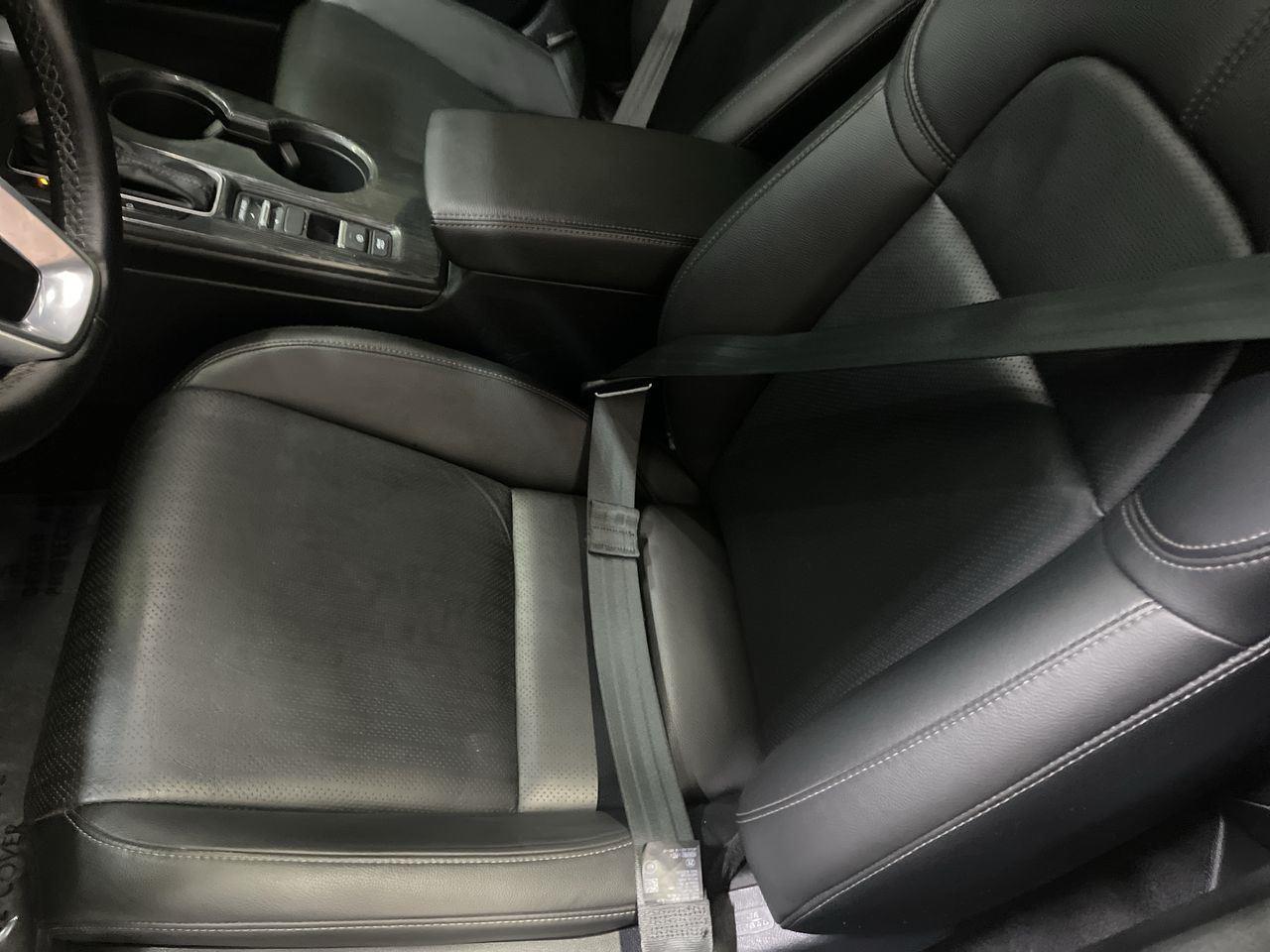 2025 Honda Civic Sedan Hybrid Sport Touring - Crystal Black Pearl exterior view 11