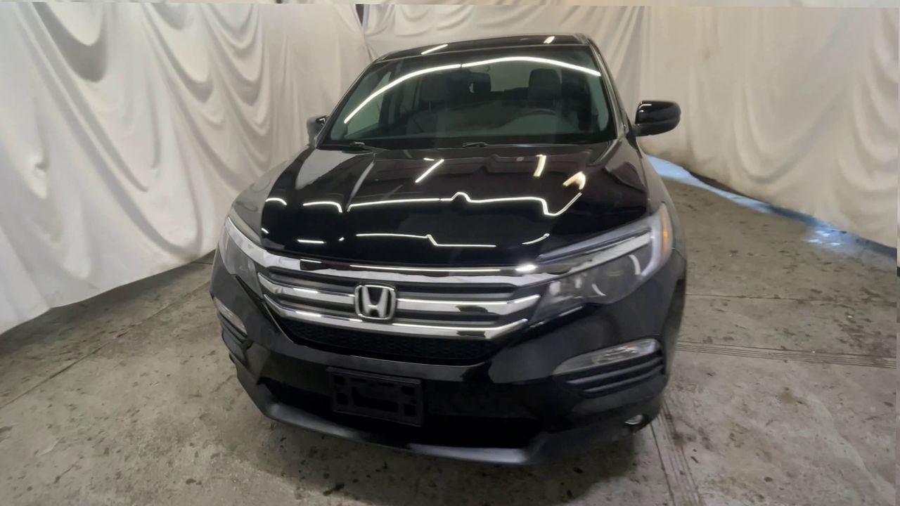 2018 Honda Pilot EX - Crystal Black Pearl exterior view 3