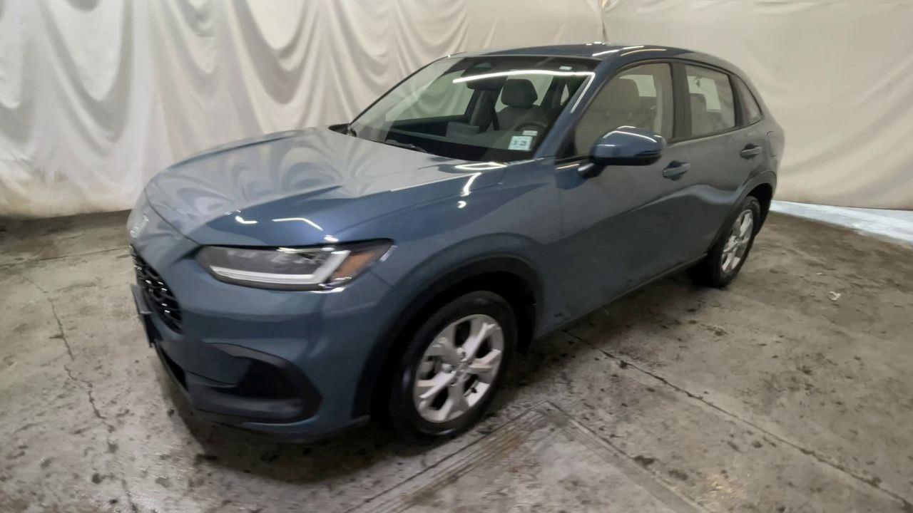 2025 Honda HR-V LX - Nordic Forest Pearl exterior view 4