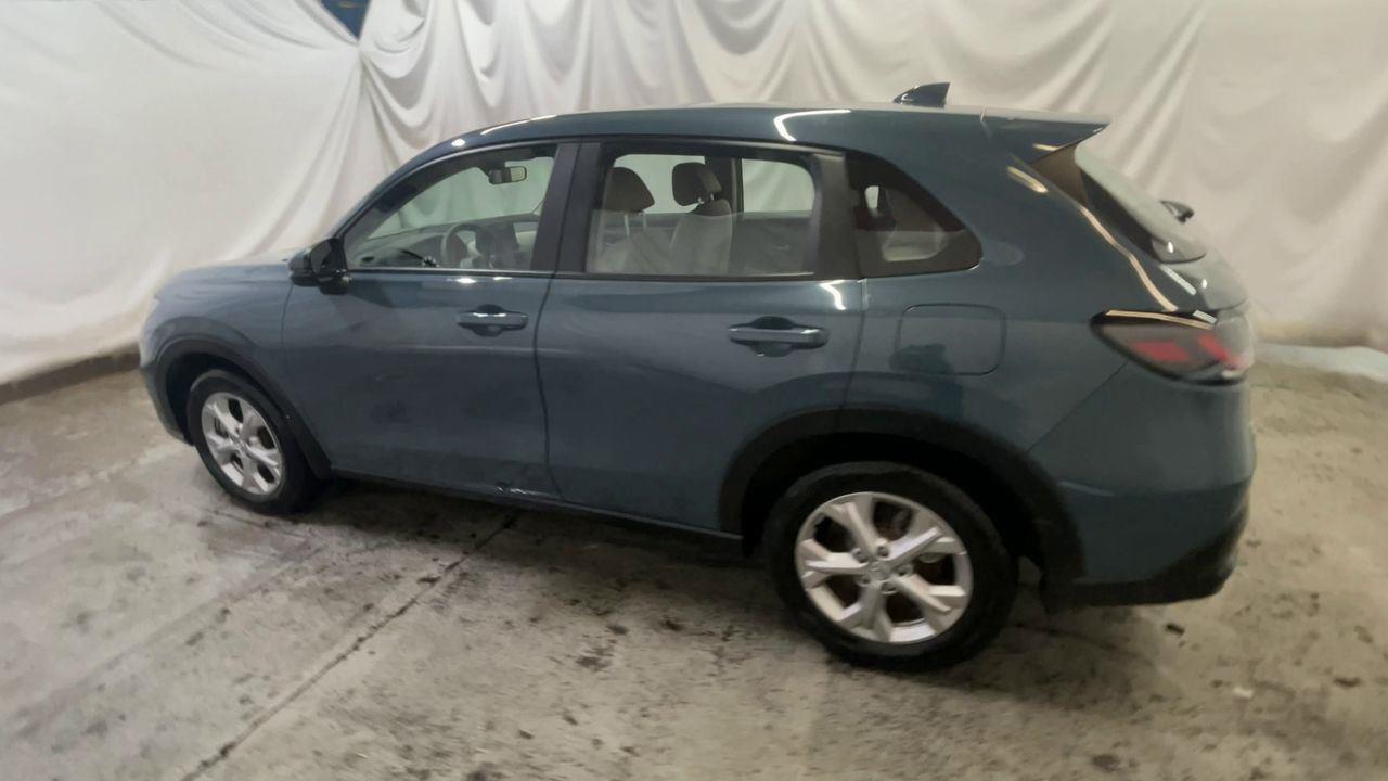 2025 Honda HR-V LX - Nordic Forest Pearl exterior view 6
