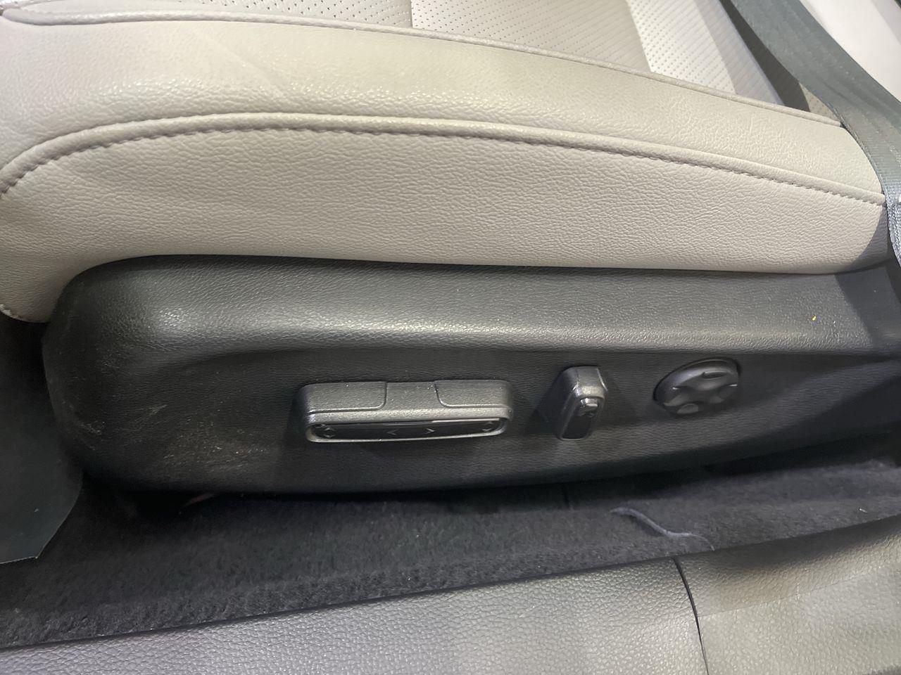 2020 Honda Accord Sedan EX-L - Obsidian Blue Pearl exterior view 12