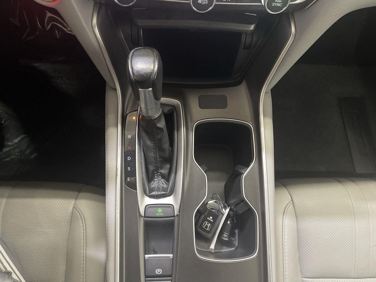 2020 Honda Accord Sedan EX-L - Obsidian Blue Pearl exterior view 19