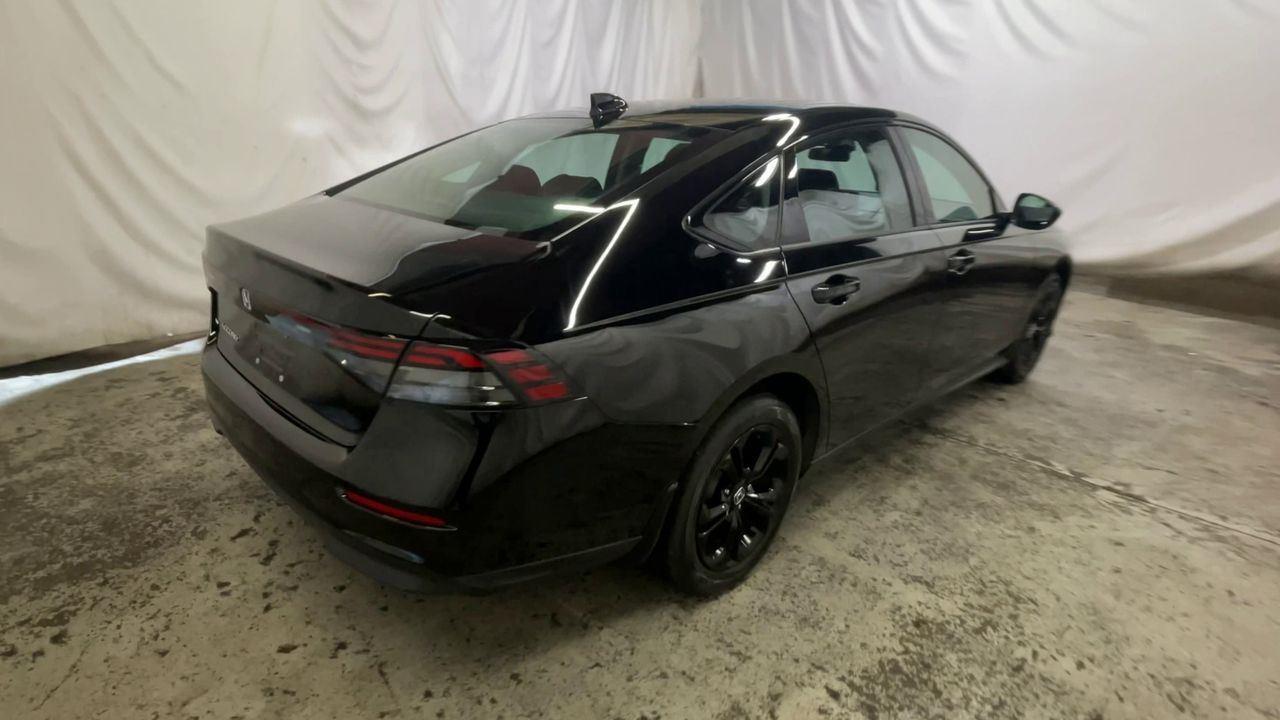 2025 Honda Accord Sedan SE - null exterior view 8