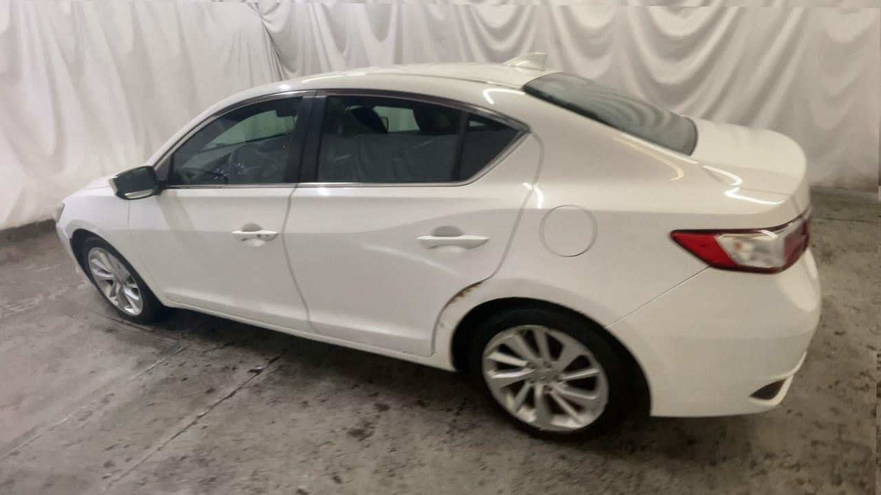 2017 Acura ILX w/AcuraWatch Plus - Bellanova White Pearl exterior view 6