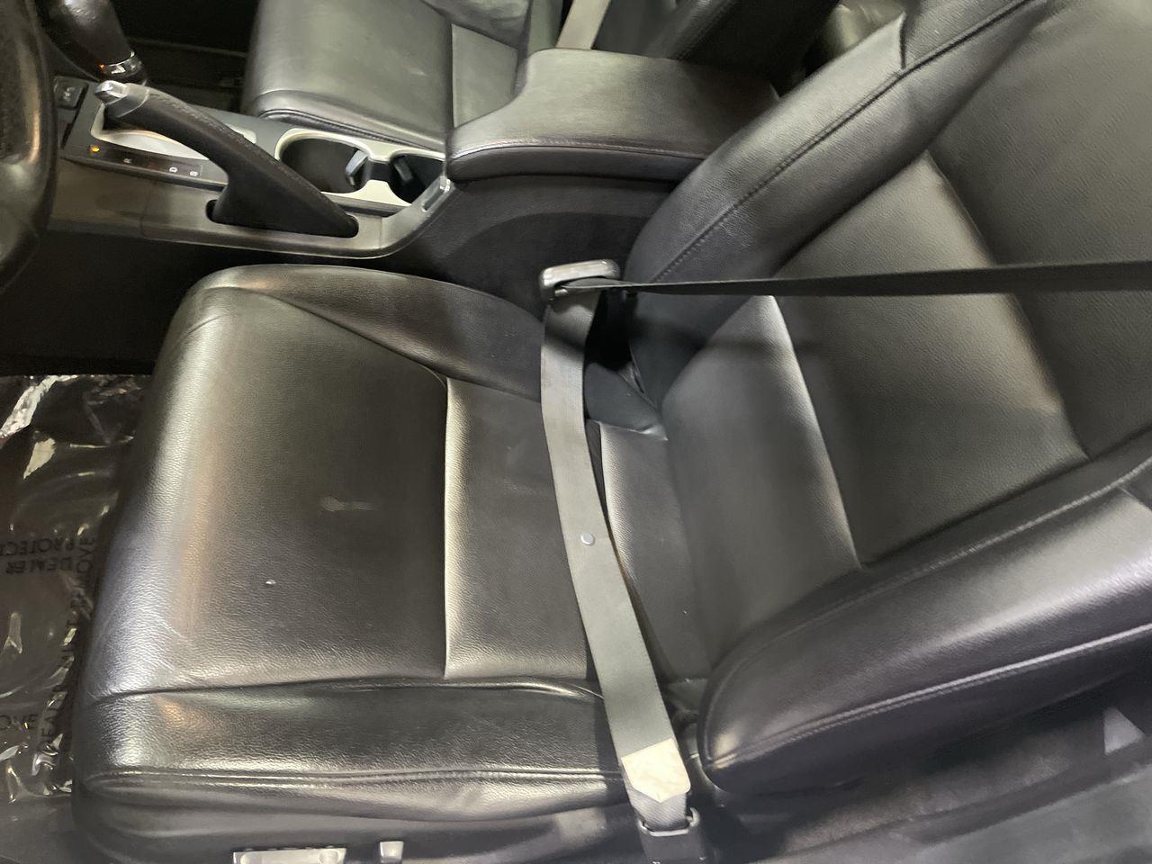 2017 Acura ILX w/AcuraWatch Plus - Bellanova White Pearl exterior view 11