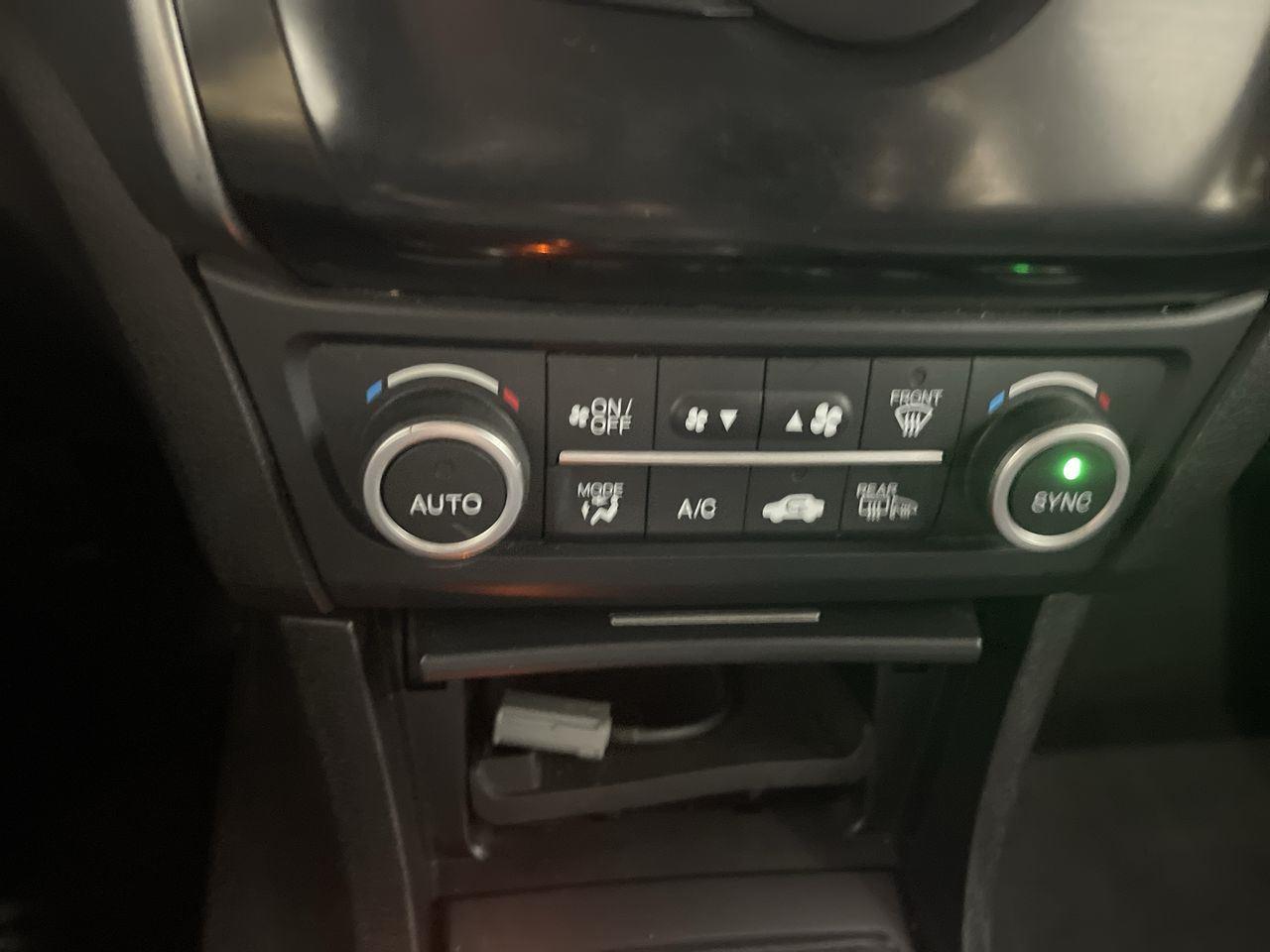 2017 Acura ILX w/AcuraWatch Plus - Bellanova White Pearl exterior view 18