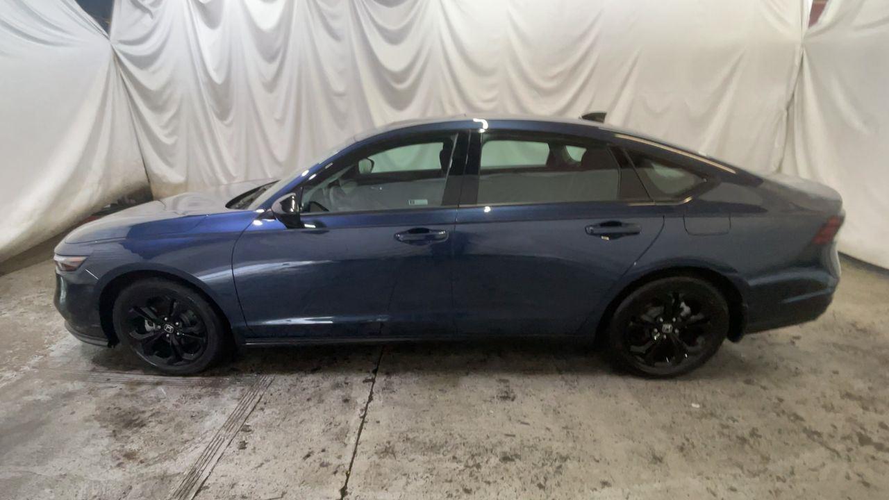 2025 Honda Accord Sedan SE - Canyon River Blue Metallic exterior view 5