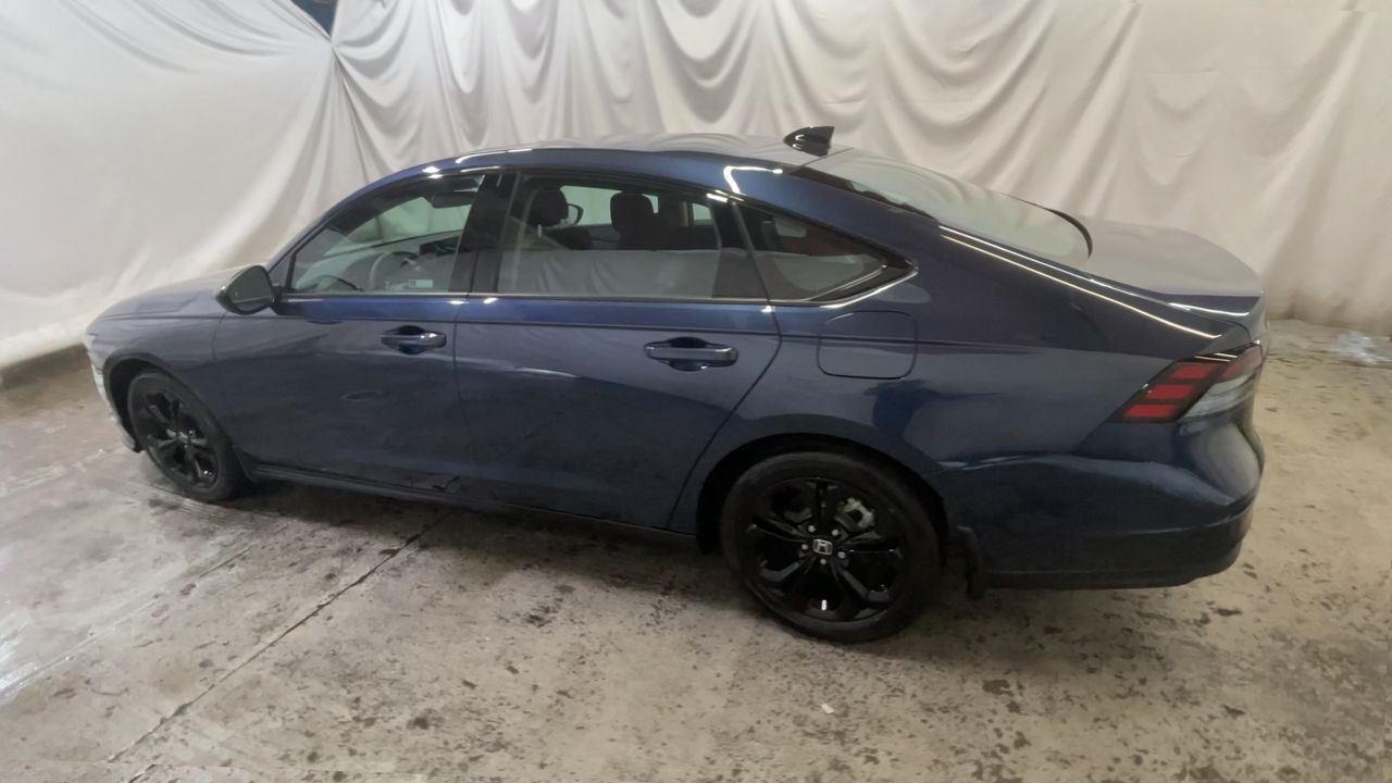 2025 Honda Accord Sedan SE - Canyon River Blue Metallic exterior view 6