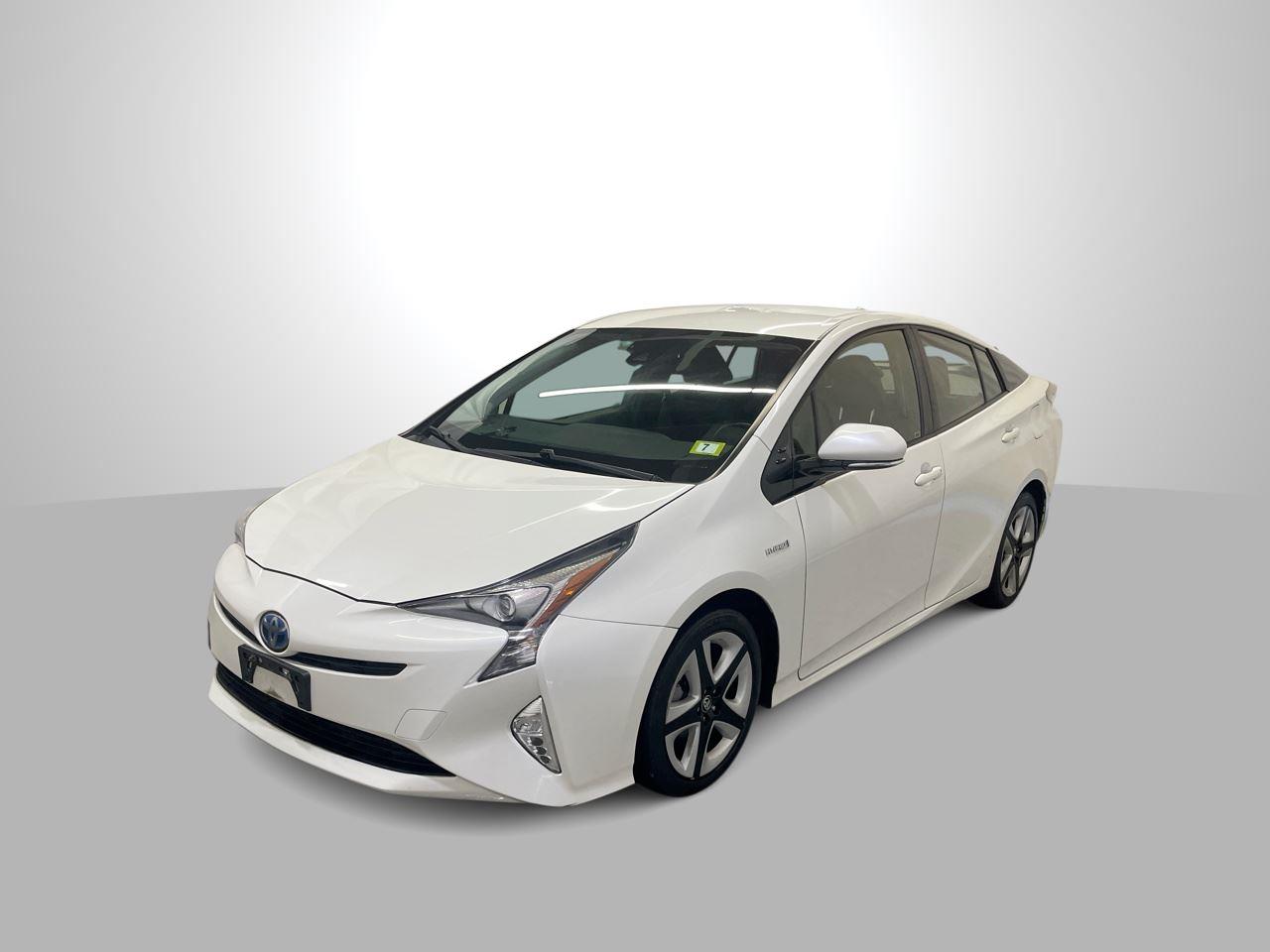 White (Blizzard Pearl) 2016 Toyota Prius Three Touring FWD Hatchback Front-Wheel Drive Continuously Variable Transmission