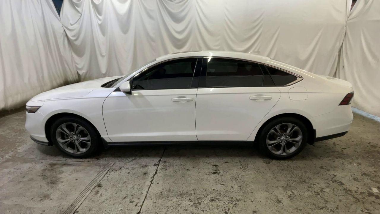 2024 Honda Accord Sedan EX - Platinum White Pearl exterior view 5