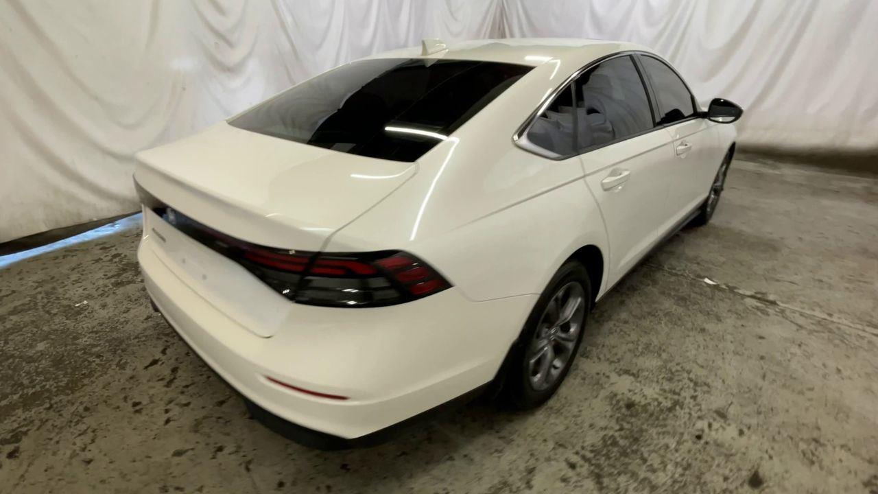 2024 Honda Accord Sedan EX - Platinum White Pearl exterior view 8