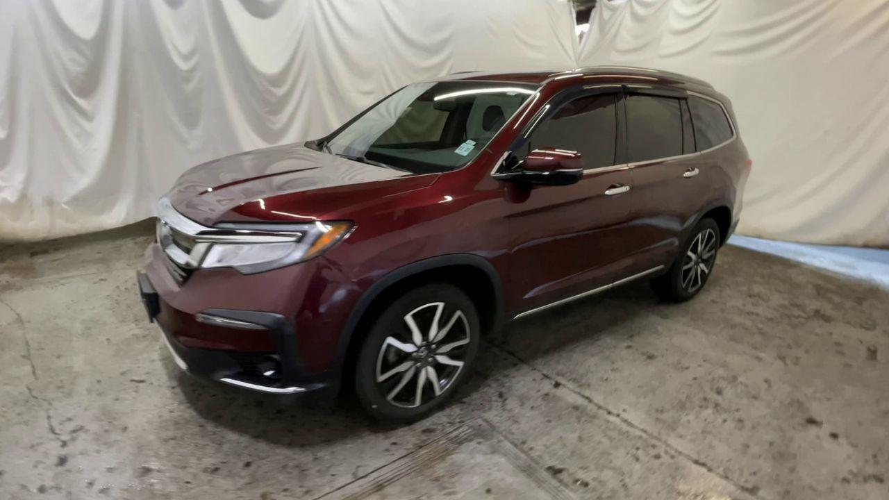 2022 Honda Pilot Touring 7-Passenger - Deep Scarlet Pearl exterior view 4