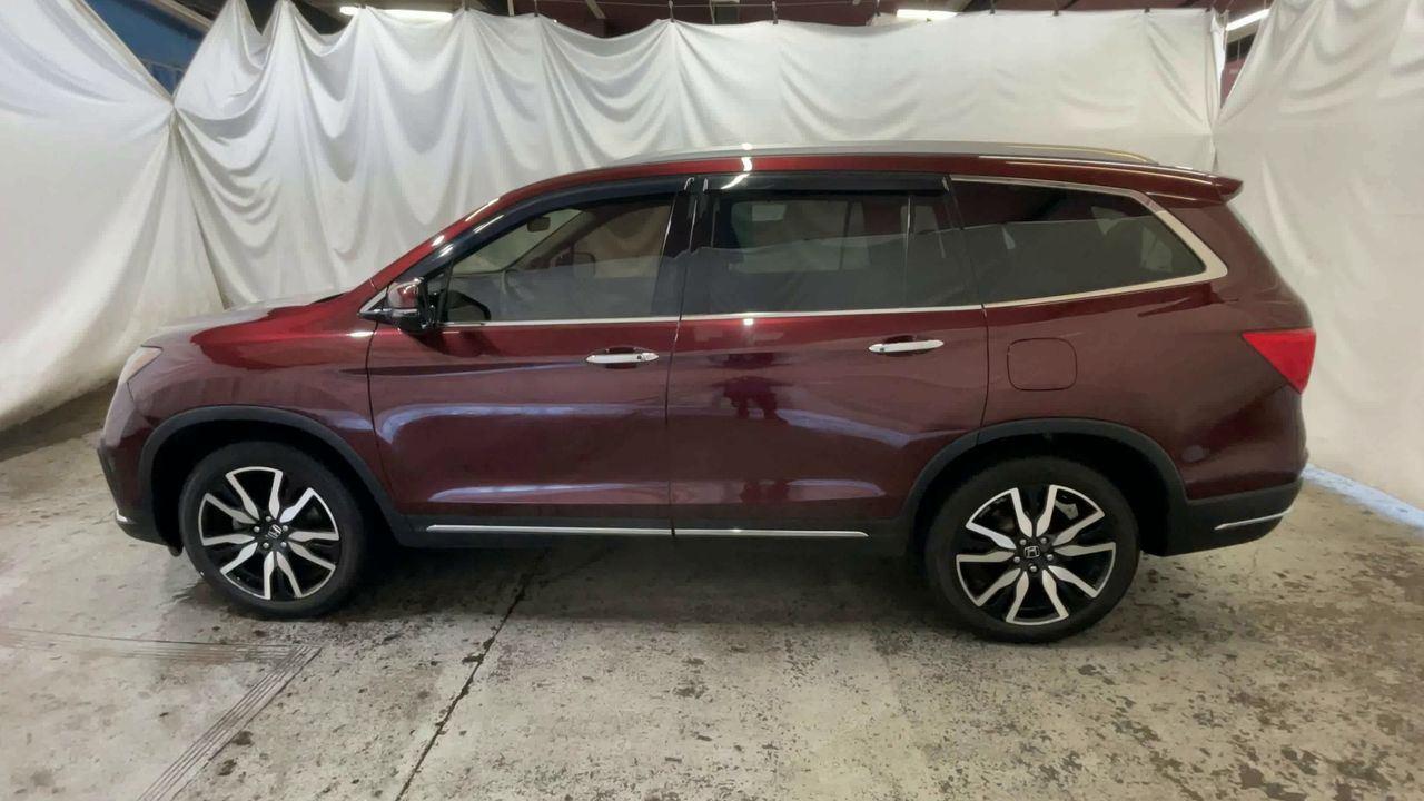 2022 Honda Pilot Touring 7-Passenger - Deep Scarlet Pearl exterior view 5