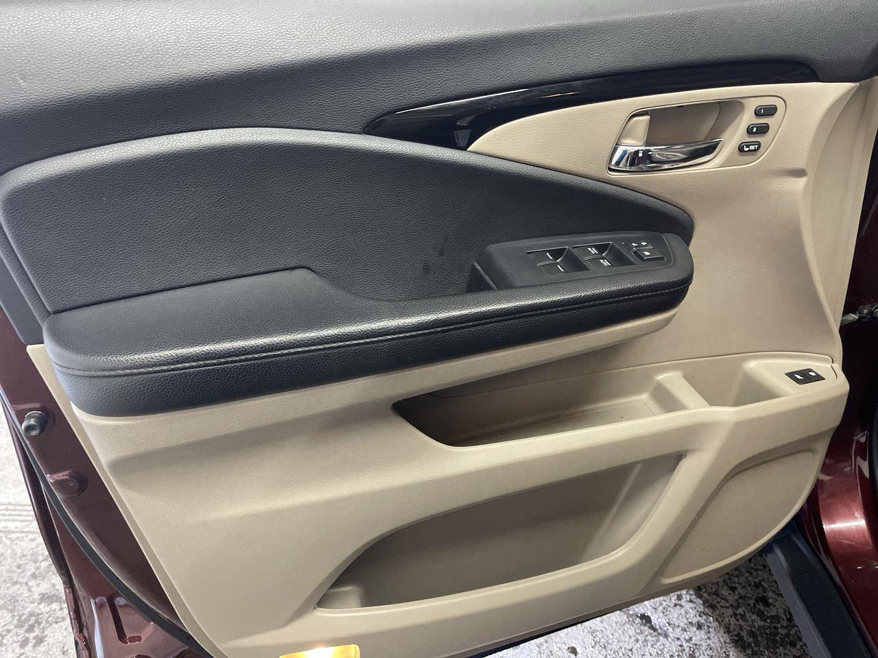 2022 Honda Pilot Touring 7-Passenger - Deep Scarlet Pearl exterior view 13