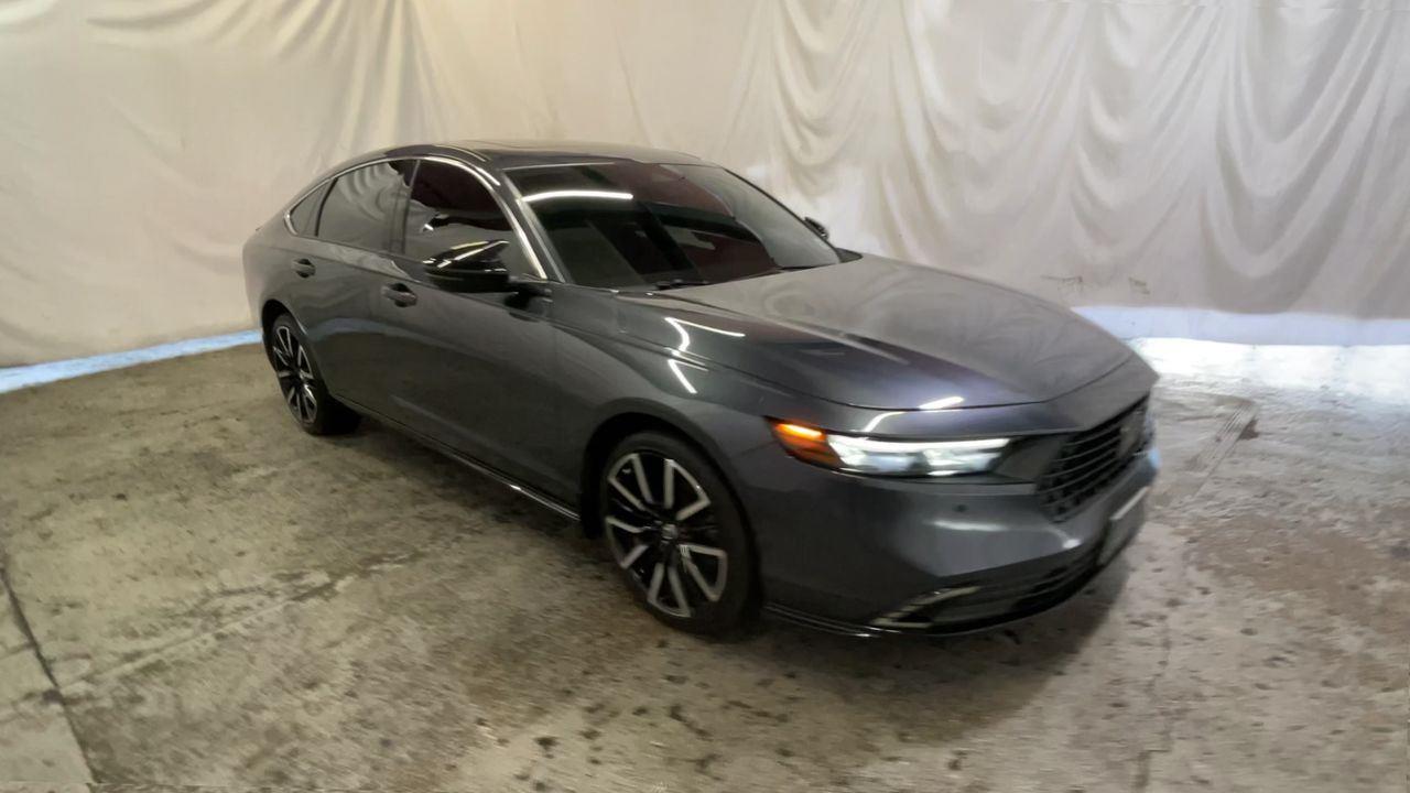 2023 Honda Accord Hybrid EX-L - Meteorite Gray Metallic exterior view 2