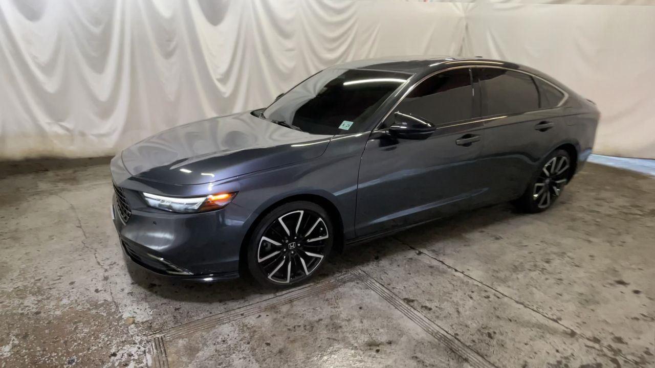 2023 Honda Accord Hybrid EX-L - Meteorite Gray Metallic exterior view 4