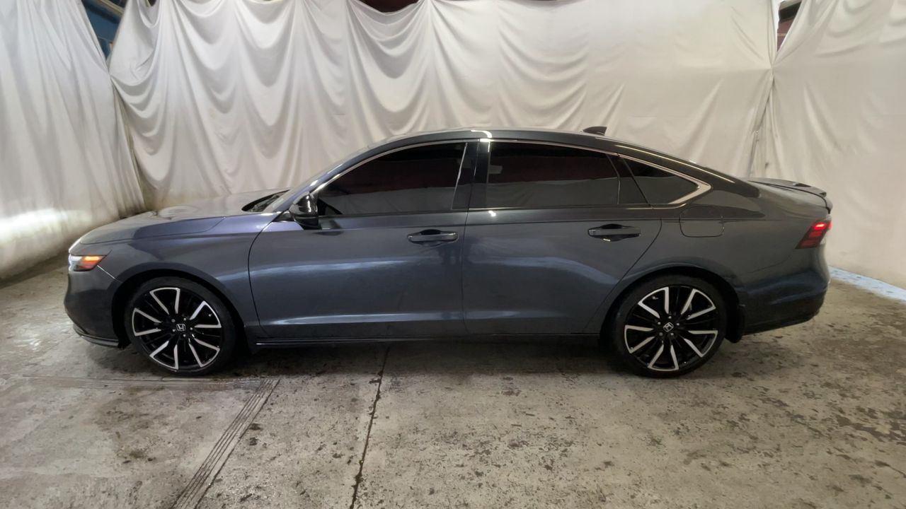 2023 Honda Accord Hybrid EX-L - Meteorite Gray Metallic exterior view 5