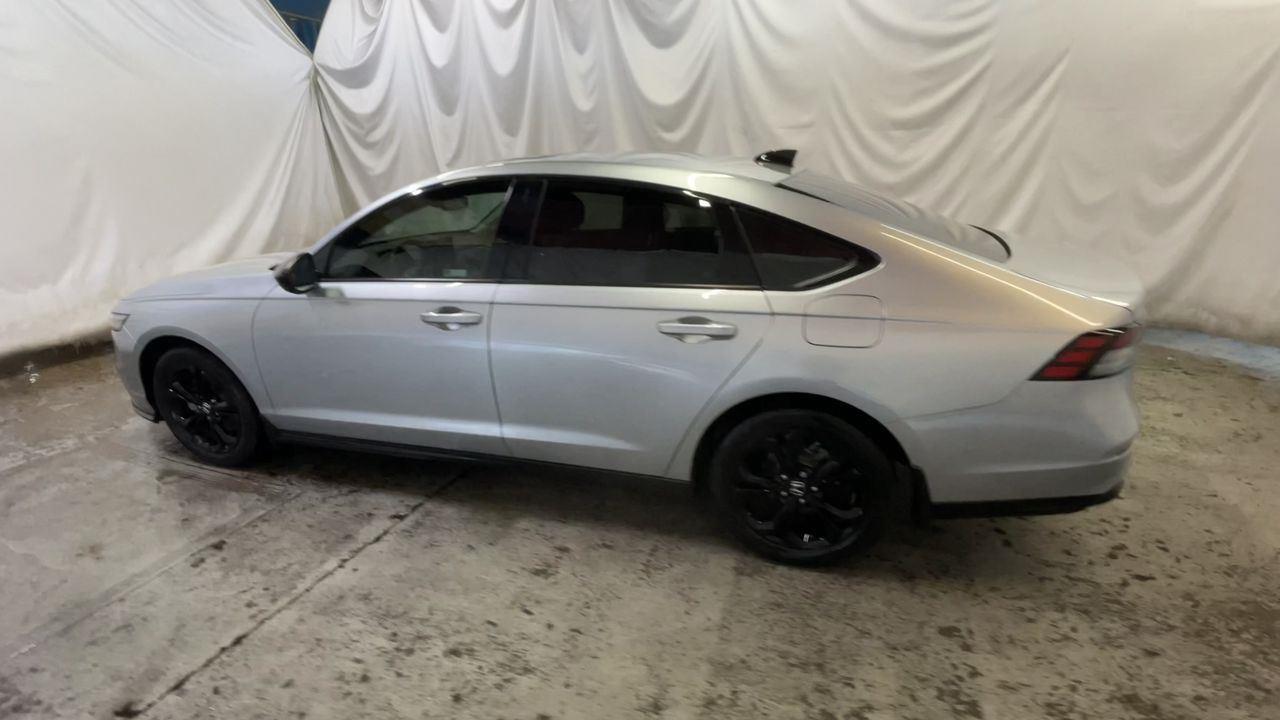 2025 Honda Accord Sedan SE - Meteorite Gray Metallic exterior view 6