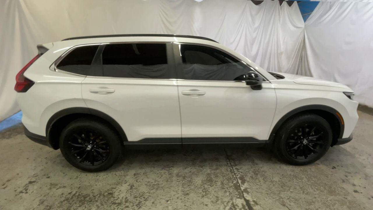 2024 Honda CR-V Hybrid Sport-L - Platinum White Pearl exterior view 9