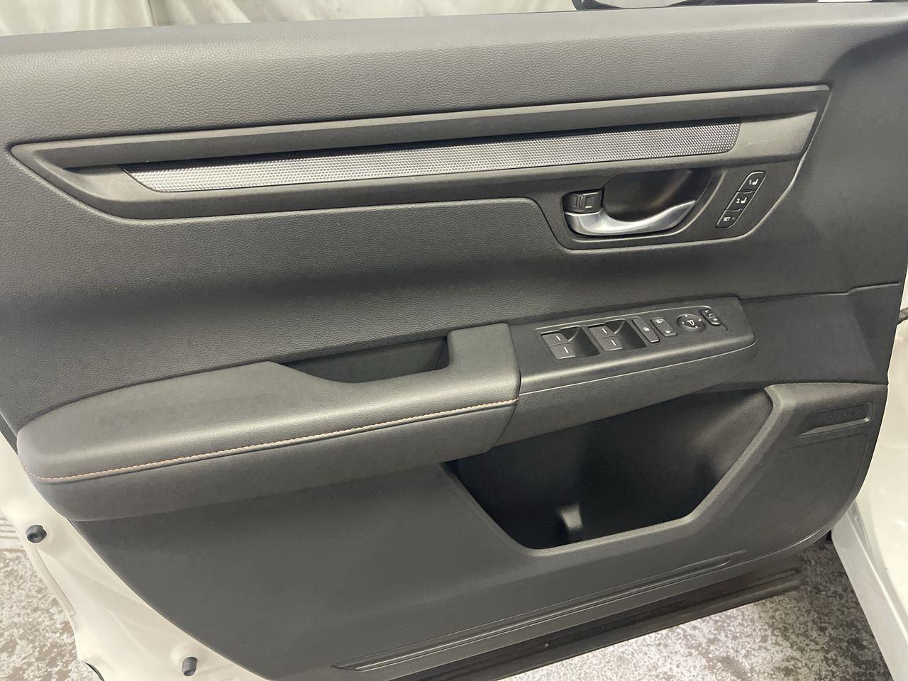 2024 Honda CR-V Hybrid Sport-L - Platinum White Pearl exterior view 13