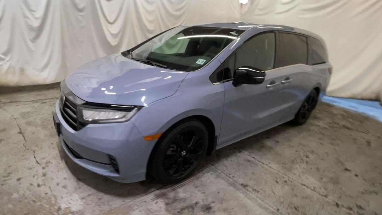 2023 Honda Odyssey Sport - Sonic Gray Pearl exterior view 4